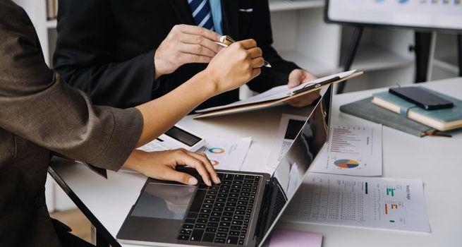 ONE Gas (NYSE:OGS) Surprises Analysts: What the Updated 2026 Guidance Means