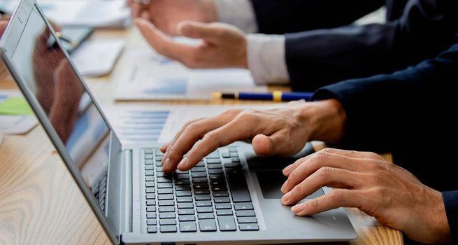 Can a 72.5 Percent Bet on an October Fed Hike Survive This Week's PCE and Jobs Data?