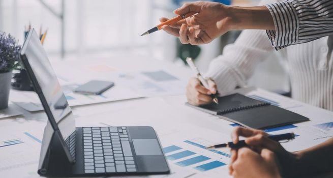 Compass (NYSE:COMP) Stock: Record Adjusted EBITDA Follows the Anywhere Deal