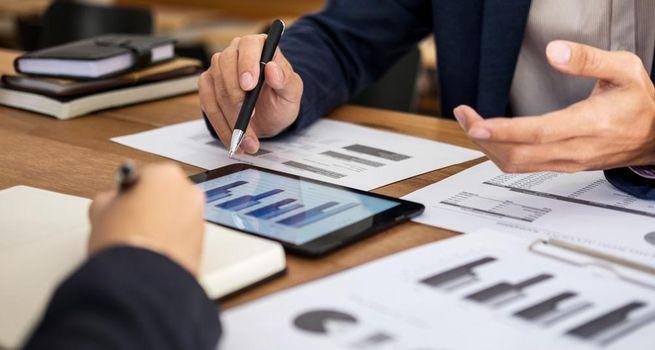 Why Carlyle Secured Lending (CGBD) Stock Is Moving Today: Key Catalysts Investors Should Know
