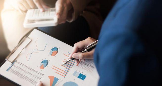 Berkshire Hathaway (NYSE:BRK.B) Stock Analysis: How a $1 Trillion Giant Plans to Grow After Buffett