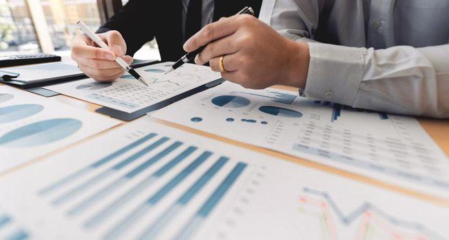 Xiao-I Corporation (NASDAQ:AIXI) Stock Surges in a Mixed Session for AI Names