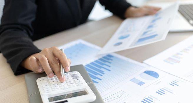 How Did Illumina (NASDAQ:ILMN) Lift 2026 EPS Guidance After a $79 Million Tariff Refund Benefit?