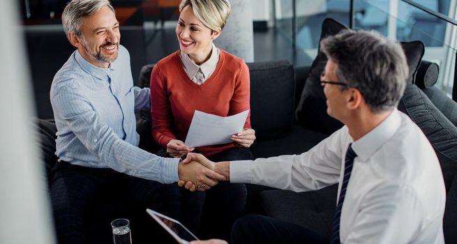 Tax-Loss Harvesting Frequency Sparks Debate Among Wealth Managers