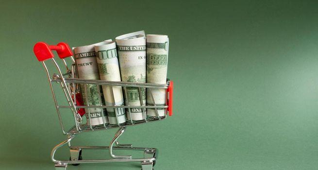 J.M. Smucker Earnings Beat: Can SJM Defend Its Consumer Staples Growth?