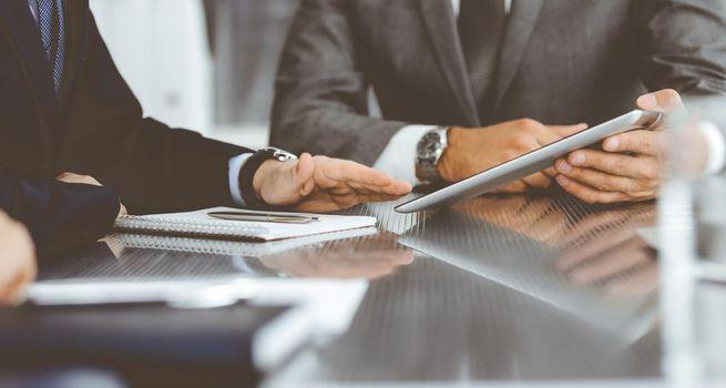 The Charles Schwab Corporation (NYSE: SCHW) Pushes Into Prediction Markets as Wall Street’s Next Trading Frontier Opens Up