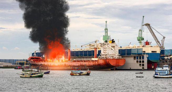 Oil Prices Surge as Gulf Shipping Attacks Intensify Global Energy Supply Concerns