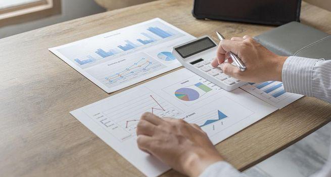 Why Did Estrella Immunopharma (NASDAQ:ESLA) Rise 8.63% to USD 1.07?