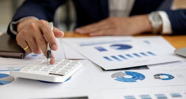 Brady Corporation (NYSE:BRC) Raises Dividend to $1.00 Annually, a 41st Straight Increase; Ex-Dividend October 9