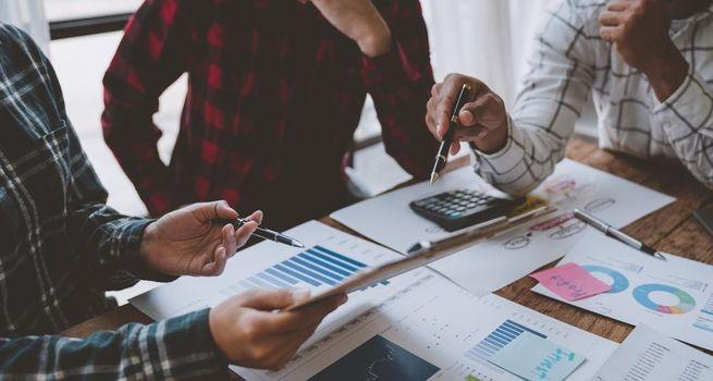 Why Invesco Semiconductors ETF (NYSE American:PSI) Employs Fundamental Multi-Factor Screens
