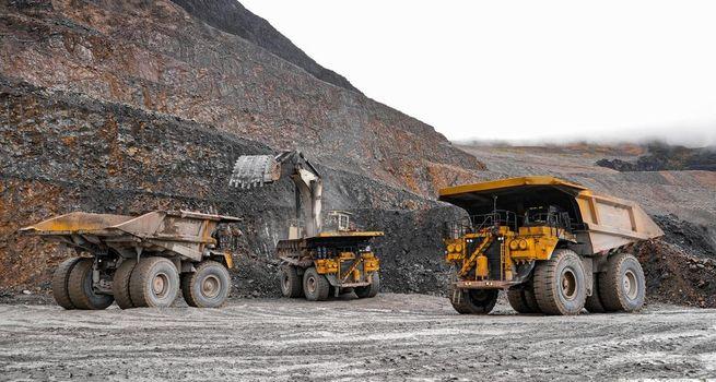 Freeport-McMoRan (NYSE:FCX) Sees 11% Revenue Boost in FY24 Amid Rising Copper and Gold Prices