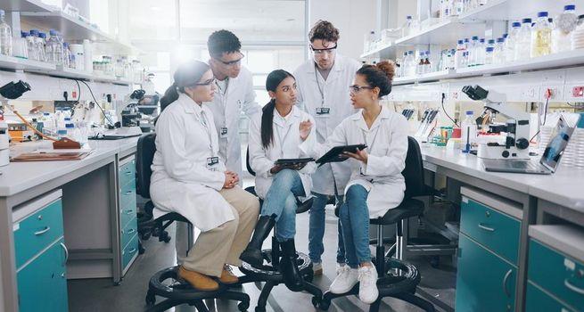 Medical Device Maker Secures $1B Debt Deal in 2026, Shifting Leverage Amid Sector Pressures