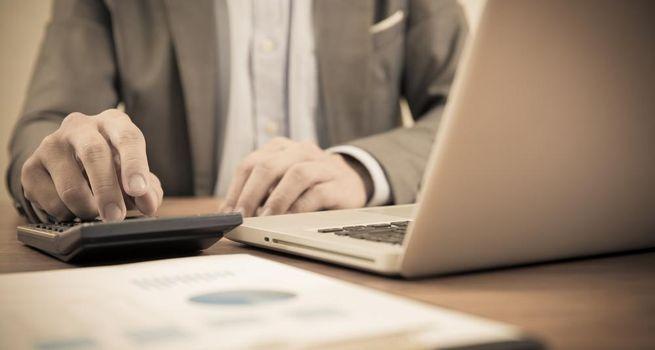 Why Cerebras Systems (NASDAQ:CBRS) Is Shifting Toward Cloud Services as Revenue Rises