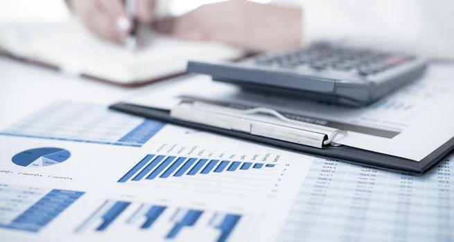 OUTFRONT Media (NYSE:OUT) Stock: World Cup Boost Lifts the Quarter