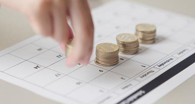 Why Is Medical Properties Trust (NYSE:MPT) Paying a Small Quarterly Dividend After Earlier Reductions?