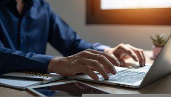 NextEra Energy (NYSE:NEE) Third Quarter Adjusted Earnings Top Wall Street Expectations