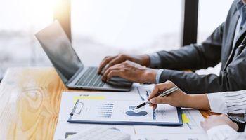 Why Did Tradr 2X Short LITE (CBOE:LITZ) Jump 19.9% Today?