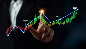 Goldman Sachs CAO Leslie Sells 250 Shares at ~$890