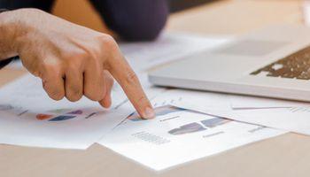 UBS Lowers Chewy (NYSE: CHWY) Price Target to $24 Amid Macroeconomic Challenges
