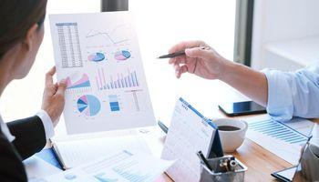 How Exxon Mobil (NYSE:XOM) and Chevron's Cash Gushers Prop Up the Dow Jones Industrial Average on Earnings Day