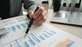 Why Vertiv (NYSE:VRT) Rocketed on the S&P 500: Orders More Than Doubled and Sales Forecast Rose