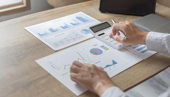 Myseum.AI (NASDAQ:MYSE) Penny Stock Climbs 9% Today but Still Trades Far Below Its 52-Week High