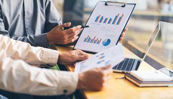 Eli Lilly (NYSE:LLY) Weight-Loss Drug Momentum Keeps This Pharma Giant on Investor Radars