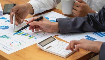 Accenture plc (NYSE: ACN) Q3 Earnings Beat Estimates as AI and Cybersecurity Spending Expand