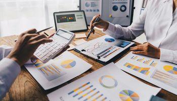 Comscore, (NASDAQ:SCOR) Extends Two-Day Slide as Margin Pressure Offsets Cross-Platform Growth