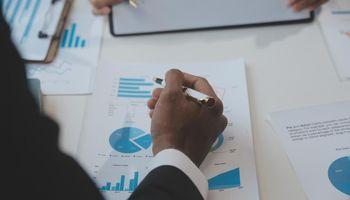 C3.ai, Inc. (NYSE: AI) — Enterprise AI Pioneer Emerges From a Year-Long Downtrend as Bulls Defend the $8–$10 Base and RSI Signals Momentum Shift