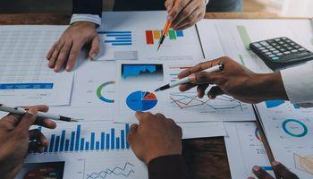 Ambev (NYSE:ABEV) Delivers 15.4% Normalized EPS Growth as Net Revenue Rises 7.6% in Q3
