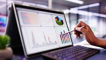 Why EchoStar (NASDAQ:SATS) Stock Fell 11% as SpaceX IPO Hit Valuation