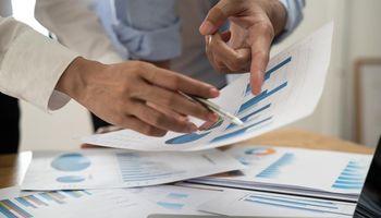 Lam Research (NASDAQ: LRCX) Positioned as Strong Buy Amid Demand for AI-Driven Solutions