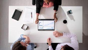 Why Did Boston Scientific (NYSE:BSX) Slide 6% on Its Q4 Outlook?