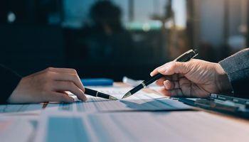 Can Western Digital (NASDAQ:WDC) alongside Credo (NASDAQ:CRDO) Explain the Split Between SOXX (NASDAQ:SOXX) and SMH (NASDAQ:SMH)?