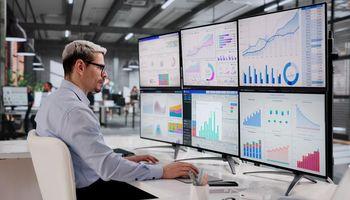 Why Hertz Global Holdings (NASDAQ:HTZ) Jumped on the Nasdaq Composite as Oro Mobility Raised Capital