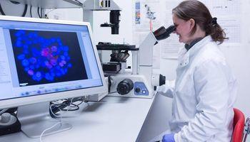 Oruka Therapeutics (NASDAQ:ORKA) Gains 18% as Psoriasis M&A Reprices Pipeline