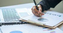 How Smith & Nephew (LSE:SN) Is Reshaping Its Debt Maturities With a New 2036 Dollar Bond