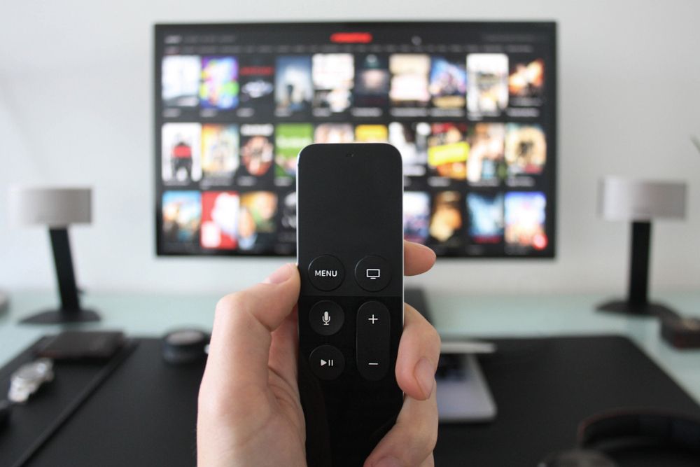 Should You Buy These Should You Buy These NASDAQ-Listed Large-Cap Stocks – ROKU, CGNX
