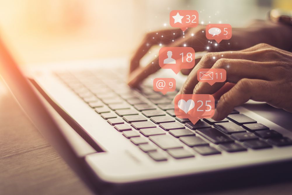 Punt on This Small-Cap Communication Service Stock – MOMO