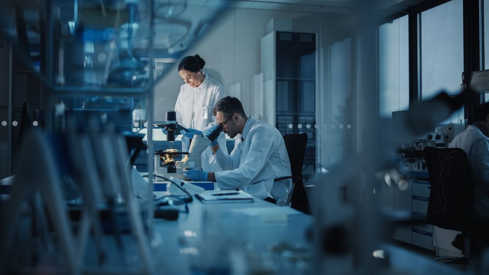 Steer Clear of These US-Listed Stocks - DNA, RGS, MBRX