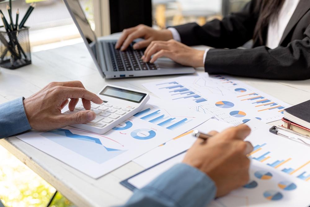 Cal-Maine Foods Inc: Earnings Normalization Exposes Cyclical Vulnerabilities Amid Margin Compression and Uncertain Near-Term Outlook